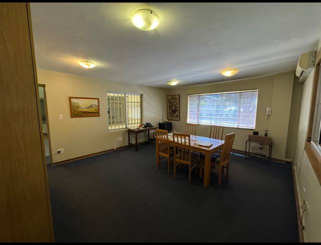 1,000M² WAREHOUSE FOR SALE IN RAND LEASE